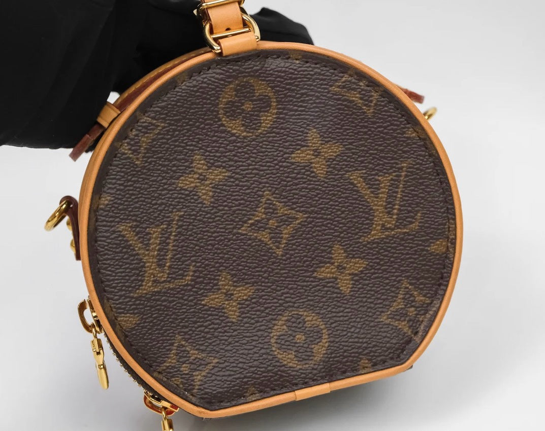 SLG Luxury Louis Vuitton Boîte Chapeau Souple Mini round monogram canvas bag with cowhide leather trim